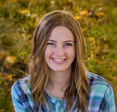Headshot of Elizabeth Lacey
